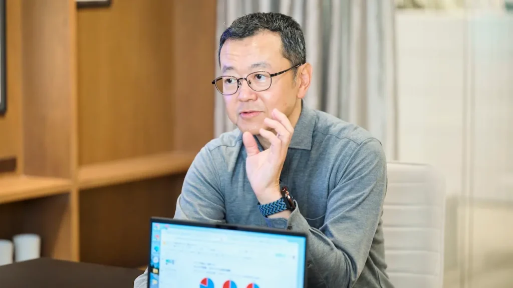 コクヨ株式会社の男性ご担当社様のご説明の様子